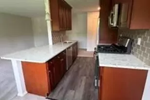 460 Old Town Rd, Port Jefferson Station, NY 11776 - Photo 9