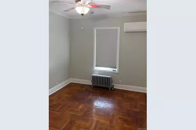 4735 38th Street, Long Island City, NY 11101 - Photo 3