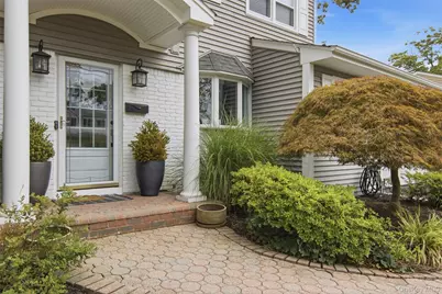 10 Hilltop Lane, Oyster Bay, NY 11771 - Photo 3