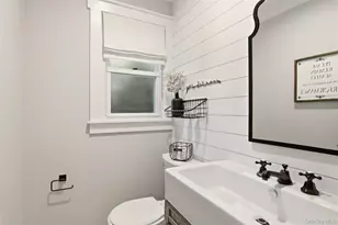 10 Hilltop Ln, Oyster Bay, NY 11771 - Photo 5