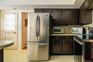 35 Partridge Dr, Sag Harbor, NY 11963 - Photo 9
