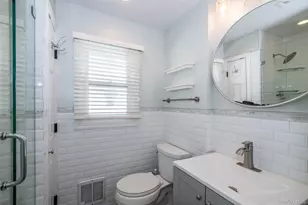 7 Ronalds Ave, New Rochelle, NY 10801 - Photo 9