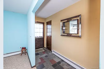 632 Spruce Avenue, Sayville, NY 11782 - Photo 5