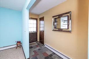 632 Spruce Ave, Sayville, NY 11782 - Photo 5