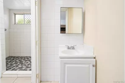 168-11 84th Avenue, Jamaica, NY 11432 - Photo 29