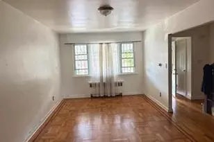 1007 E 223rd St, Bronx, NY 10466 - Photo 9