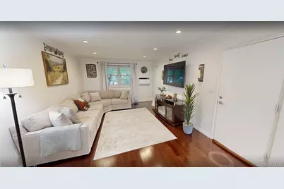58-22 251st Street #206, Little Neck, NY 11362 - Photo 3
