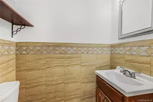 187 Woodland Ave, Yonkers, NY 10703 - Photo 9