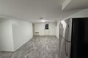 18 Alexander Ave, Hicksville, NY 11801 - Photo 17