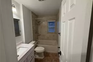 18 Alexander Ave, Hicksville, NY 11801 - Photo 11