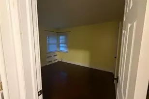 18 Alexander Ave, Hicksville, NY 11801 - Photo 15