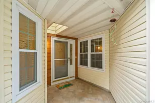 21 Revere Dr, Sayville, NY 11782 - Photo 5