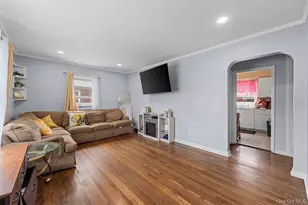 684 Newton Ave, Uniondale, NY 11553 - Photo 5