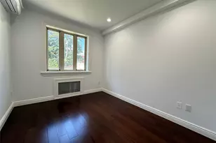 9-24 129th St, College Point, NY 11356 - Photo 13
