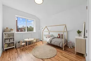 83-32 159th St, Jamaica, NY 11432 - Photo 7