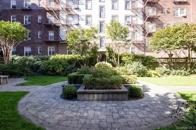 8309 Talbot Street #1K, Kew Gardens, NY 11415 - Photo 15
