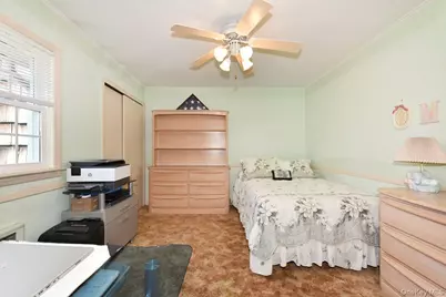 211 Wellington Road, Garden City, NY 11530 - Photo 13