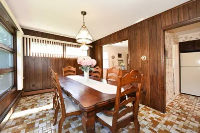 211 Wellington Road, Garden City, NY 11530 - Photo 7