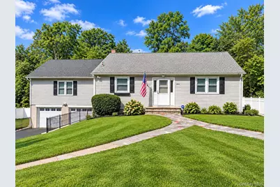 624 Mt View Road, Peekskill, NY 10566 - Photo 1