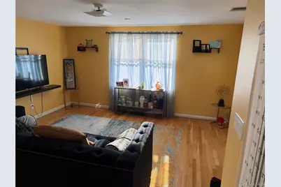 222 Colonial Avenue #2nd Fl, Williston Park, NY 11596 - Photo 5