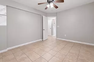 1065 Udall Rd, Bay Shore, NY 11706 - Photo 7