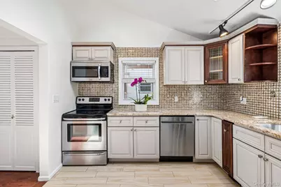 77 Jefferson Avenue, Roslyn Heights, NY 11577 - Photo 39