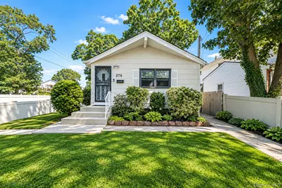 276 Deauville Boulevard, Copiague, NY 11726 - Photo 1