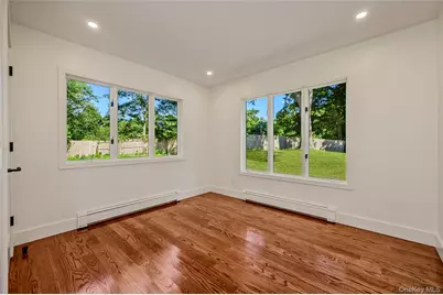 7 Berkshire Court, Huntington Station, NY 11746 - Photo 33