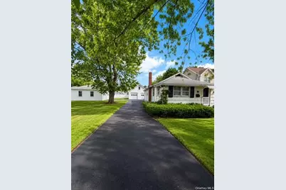 39 Cleveland Street, Patchogue, NY 11772 - Photo 1