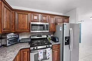 1 Pidgeon Ct, Manorville, NY 11949 - Photo 13
