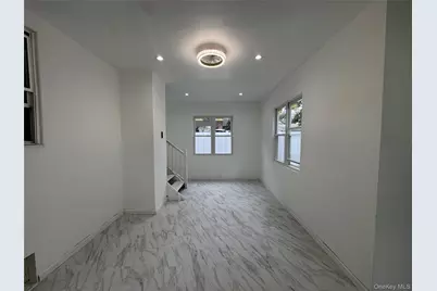 142 Green Street, Valley Stream, NY 11580 - Photo 5