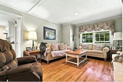 25 W Scudder Place, Northport, NY 11768 - Photo 15