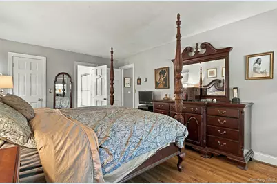 25 W Scudder Place, Northport, NY 11768 - Photo 19