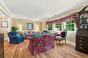 25 W Scudder Pl, Northport, NY 11768 - Photo 35