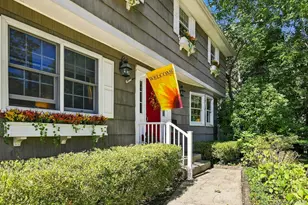 25 W Scudder Pl, Northport, NY 11768 - Photo 33