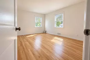 60 Topland Rd, White Plains, NY 10605 - Photo 11