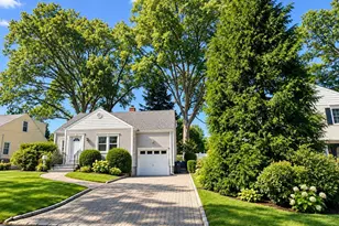 60 Topland Rd, White Plains, NY 10605 - Photo 3