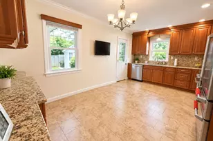 60 Topland Rd, White Plains, NY 10605 - Photo 7