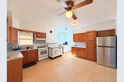 82-84 Montgomery Street, Middletown, NY 10940 - Photo 7