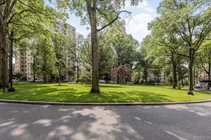 8 Fordham Oval, Bronx, NY 10468 - Photo 27