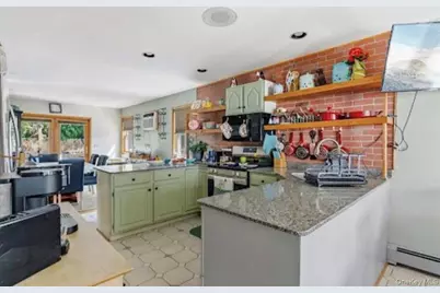 277 Smith Road, Shirley, NY 11967 - Photo 11