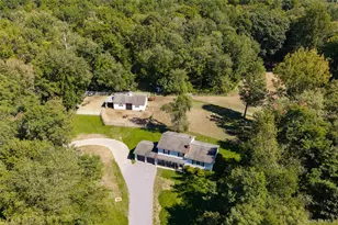 26 Gold Rd, Poughkeepsie, NY 12603 - Photo 5