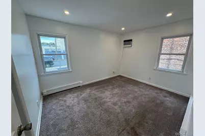 25401 Pembroke Avenue #Ground Duplex, Little Neck, NY 11362 - Photo 9