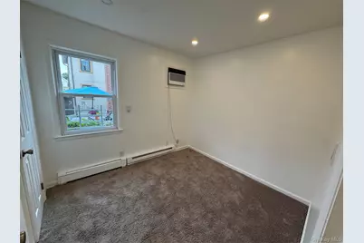 25401 Pembroke Avenue #Ground Duplex, Little Neck, NY 11362 - Photo 7