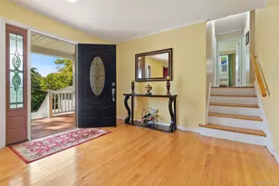 3832 Valleyview St, Mohegan Lake, NY 10547 - Photo 5
