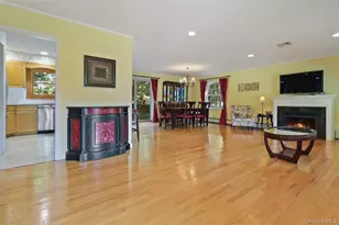 3832 Valleyview St, Mohegan Lake, NY 10547 - Photo 7