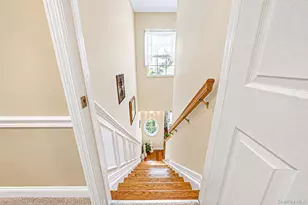 90 Golden Spruce Dr, Calverton, NY 11933 - Photo 31