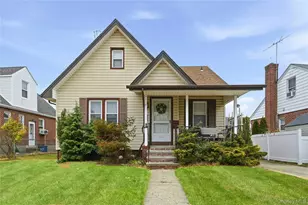 26 Haddon Rd, New Hyde Park, NY 11040 - Photo 1
