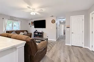 2679 Heather Ave, Medford, NY 11763 - Photo 15