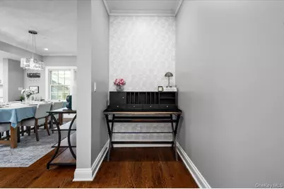 10 E Brookside Drive, Larchmont, NY 10538 - Photo 15